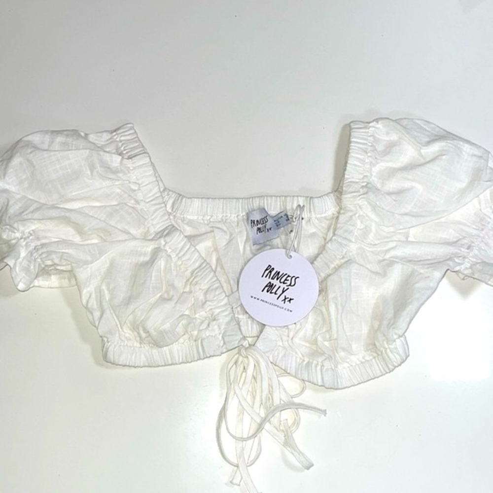NEW Princess Polly cropped Bell sleeved top.  White.  Size 6